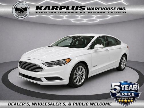 White 2019 Ford Fusion Hybrid SE