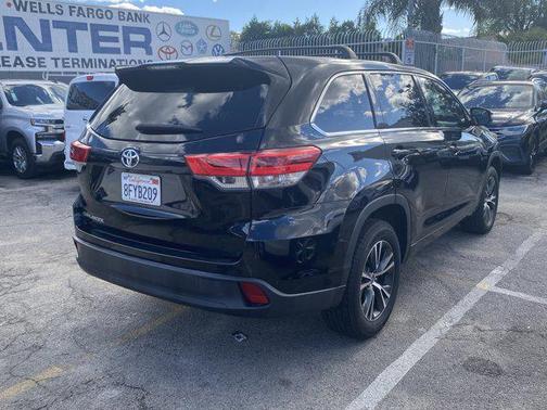 2018 Toyota Highlander LE I4