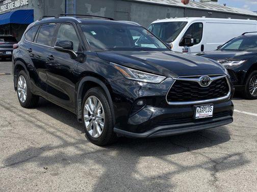 2021 Toyota Highlander Limited