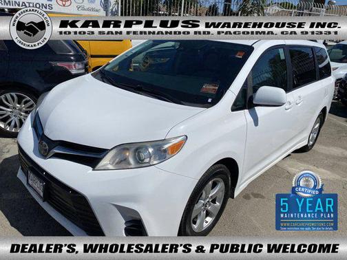 2018 Toyota Sienna LE