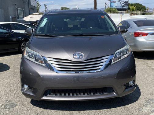2017 Toyota Sienna Limited