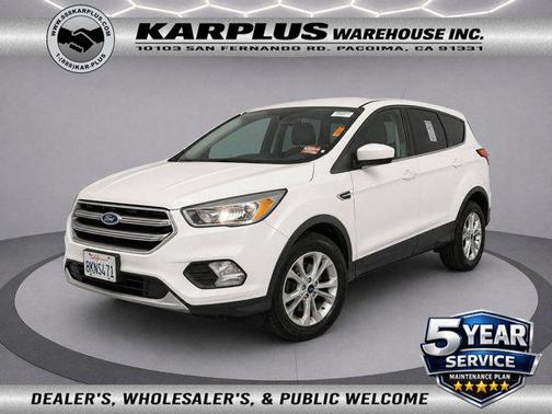 White 2019 Ford Escape SE