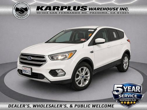White 2019 Ford Escape SE