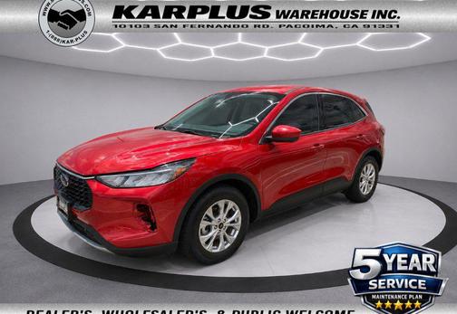 Rapid Red Metallic Tinted Clearcoat 2023 Ford Escape Active
