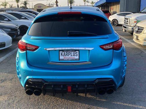 2015 INFINITI QX70 Base