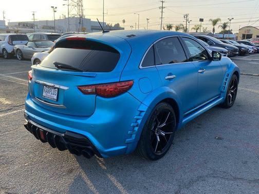 2015 INFINITI QX70 Base