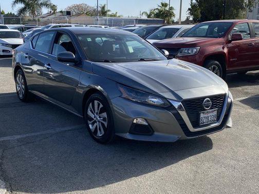 2022 Nissan Altima S FWD