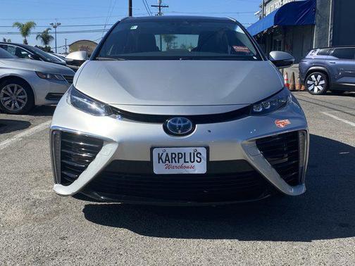2017 Toyota Mirai Base