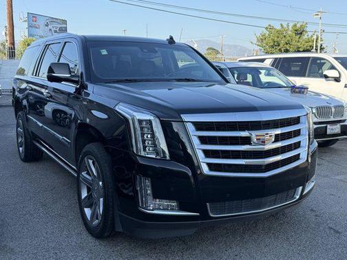 2016 Cadillac Escalade ESV Premium