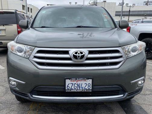 2013 Toyota Highlander SE