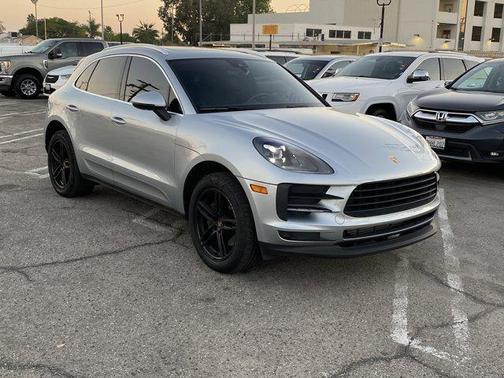 2021 Porsche Macan AWD