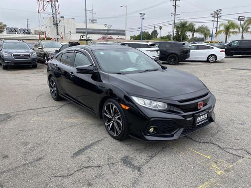 Crystal Black Pearl 2018 Honda Civic Manual