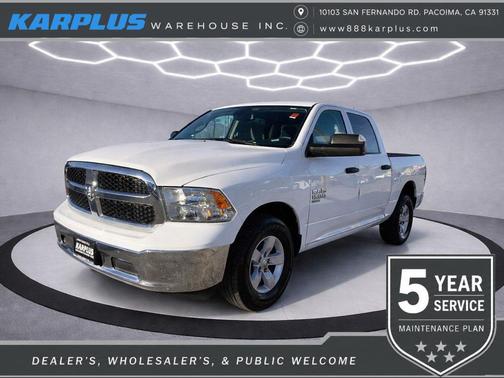 Bright White Clearcoat 2023 RAM 1500 Classic SLT