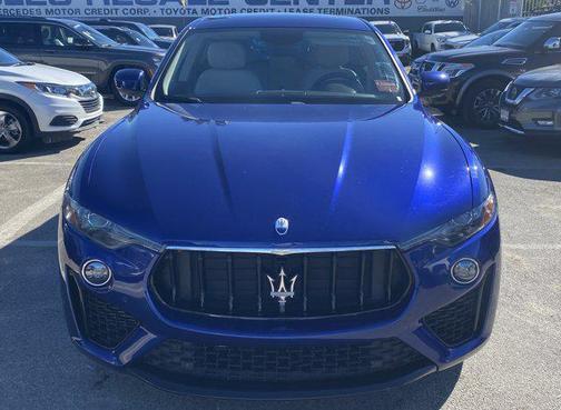 2022 Maserati Levante Modena