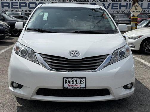 2012 Toyota Sienna XLE