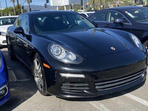 2014 Porsche Panamera 4