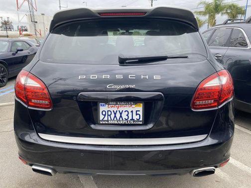 2014 Porsche Cayenne Platinum Edition