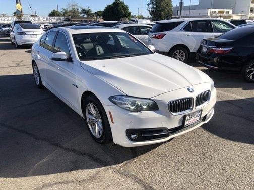 Photo 3 of 19 of 2016 BMW 528 i
