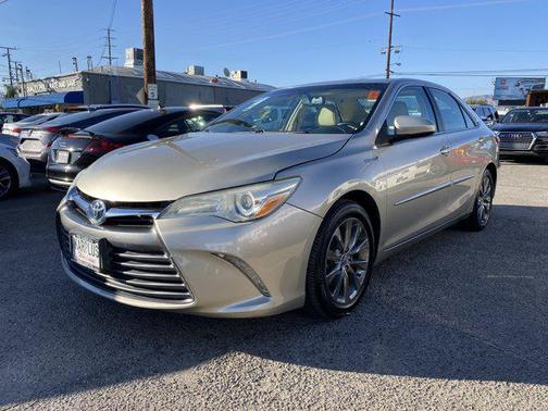 2017 Toyota Camry Hybrid XLE