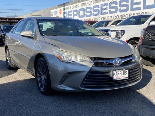 2017 Toyota Camry Hybrid XLE