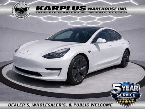 Pearl White Multi-Coat 2018 Tesla Model 3 Mid Range