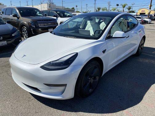 2022 Tesla Model 3 Standard Range