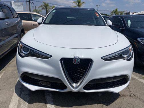 2018 Alfa Romeo Stelvio Ti