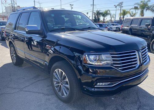 2017 Lincoln Navigator Select