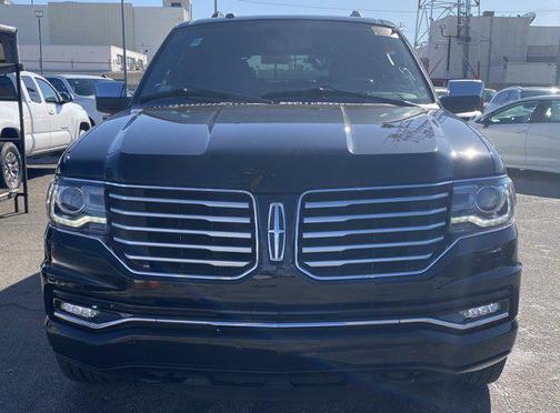 2017 Lincoln Navigator Select
