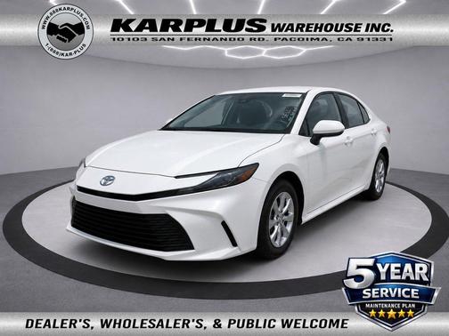 Ice Cap 2025 Toyota Camry LE