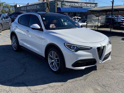 2019 Alfa Romeo Stelvio Ti Sport