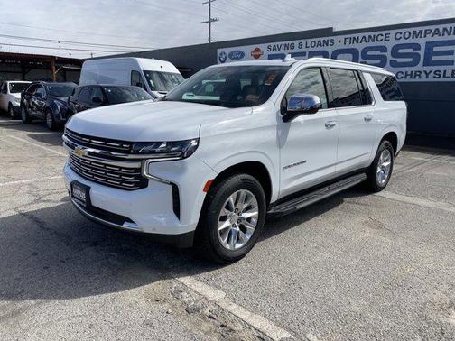2023 Chevrolet Suburban Premier