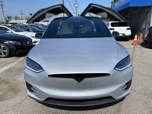 2017 Tesla Model X 90D