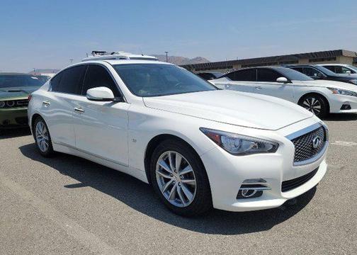 2015 INFINITI Q50 Premium