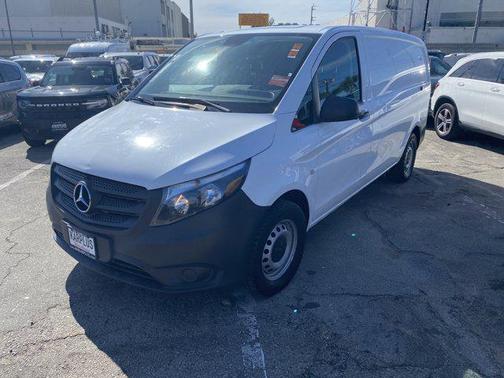 2021 Mercedes-Benz Metris Base