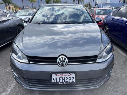 Platinum Gray Metallic 2015 Volkswagen Golf Auto TSI SE