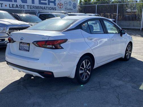 2022 Nissan Versa 1.6 SV