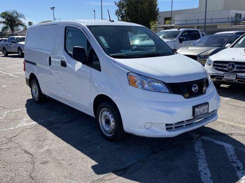 2021 Nissan NV200 S