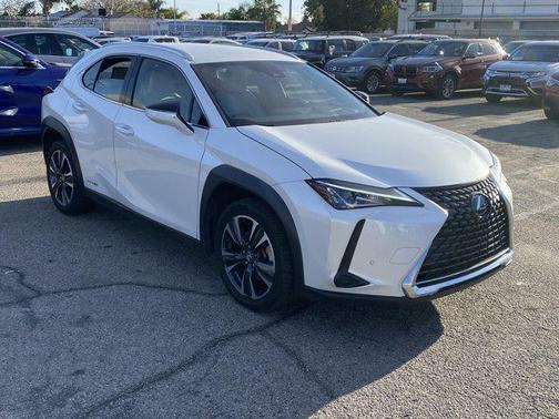 2022 Lexus UX 250h Base