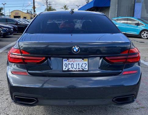 2019 BMW 750 I
