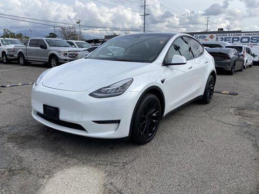 2023 Tesla Model Y Long Range Dual Motor All-Wheel Drive