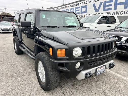 2008 Hummer H3 Base