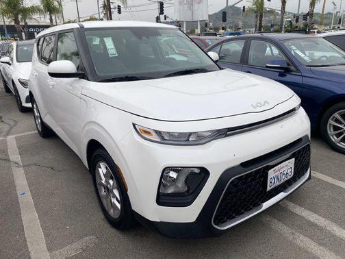 2022 Kia Soul LX