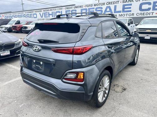 2020 Hyundai KONA SEL Plus