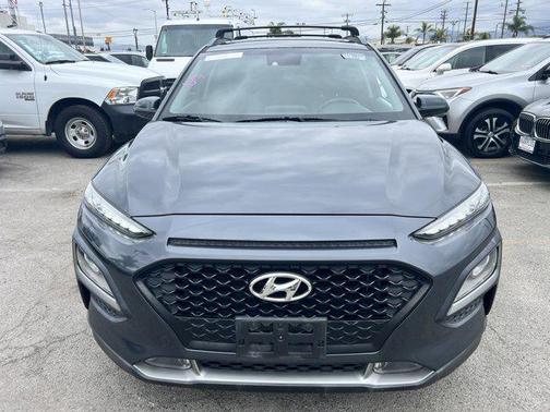 2020 Hyundai KONA SEL Plus