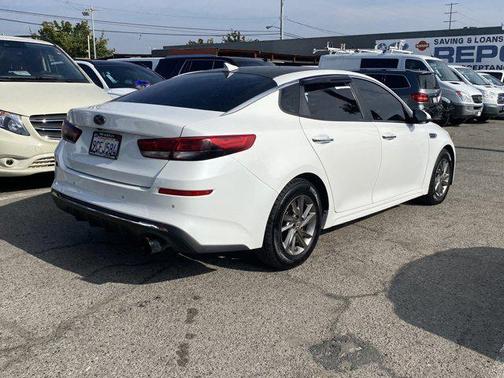2019 Kia Optima LX