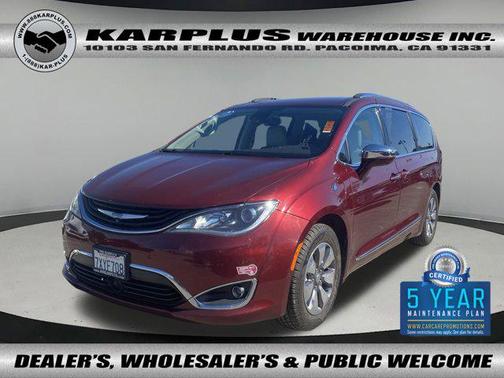 2017 Chrysler Pacifica Hybrid Platinum