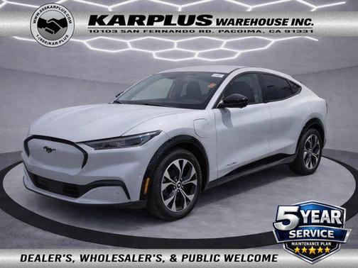 Space White Metallic 2022 Ford Mustang Mach-E Premium