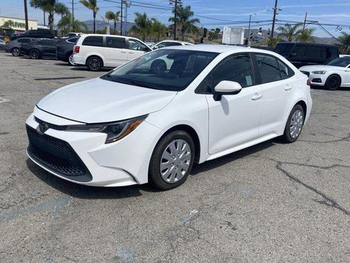 White 2020 Toyota Corolla LE