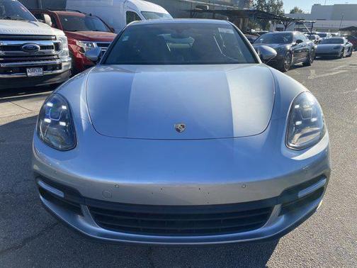 2018 Porsche Panamera 4S